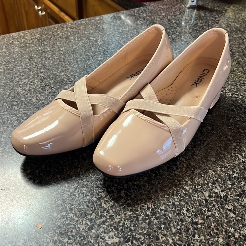 Cinak flats. Size 7. Never worn. - Picture 2 of 2